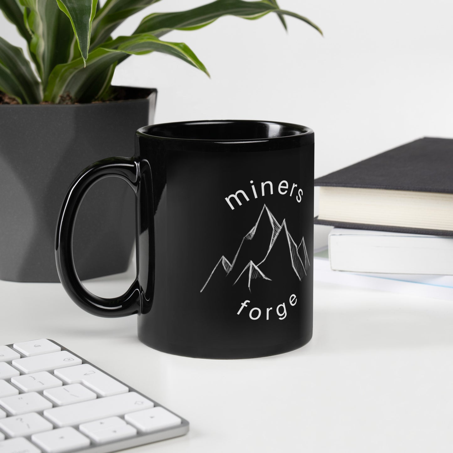 MF Collection mount Black Glossy Mug