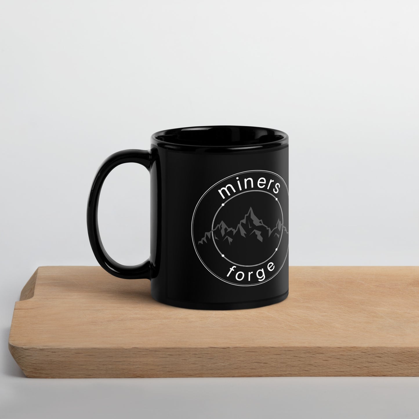 MF Collection mountain Black Glossy Mug