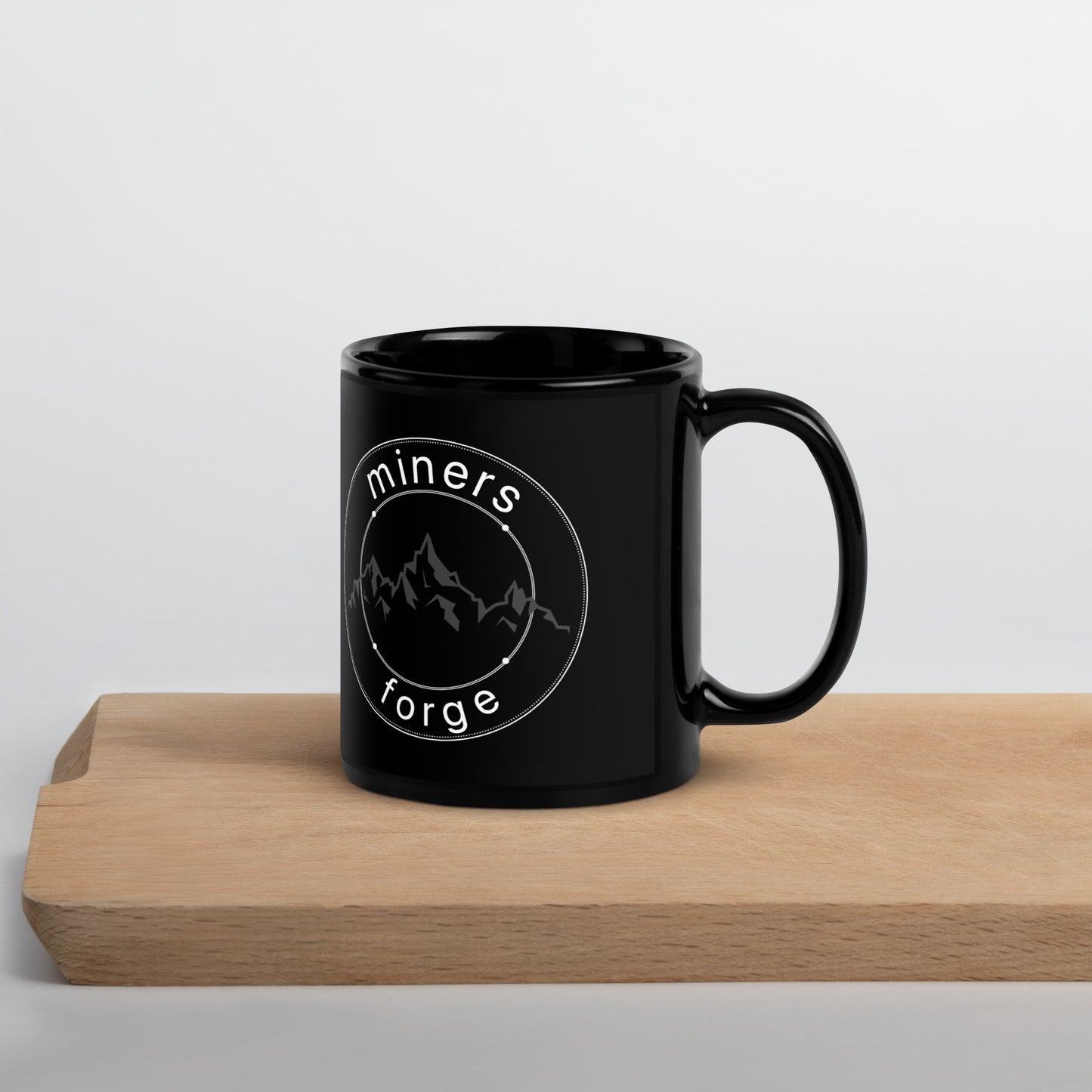 MF Collection mountain Black Glossy Mug